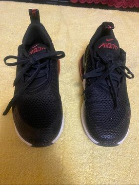 Nike Kids Black Sneakers with Pink Accent